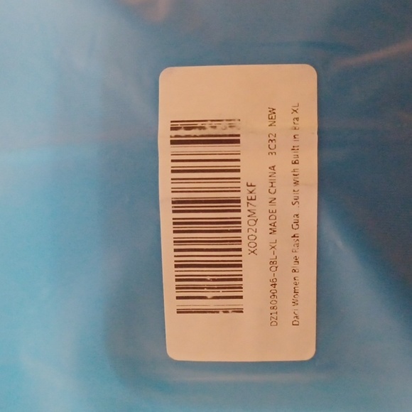 Daci Women's Rash Guard - Picture 11 of 11